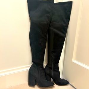 Kendal & Kylie black suede knee high boots size 7